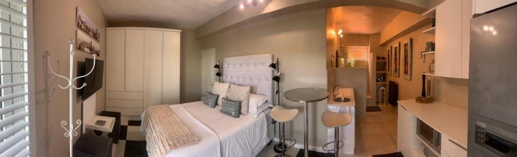Hout Bay Homestay